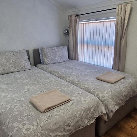 Happi Hotel And Spa Blackpool Bagian luar foto