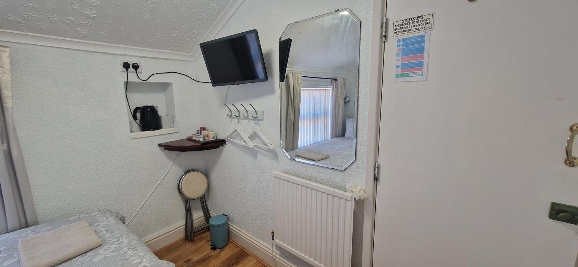 Happi Hotel And Spa Blackpool Bagian luar foto